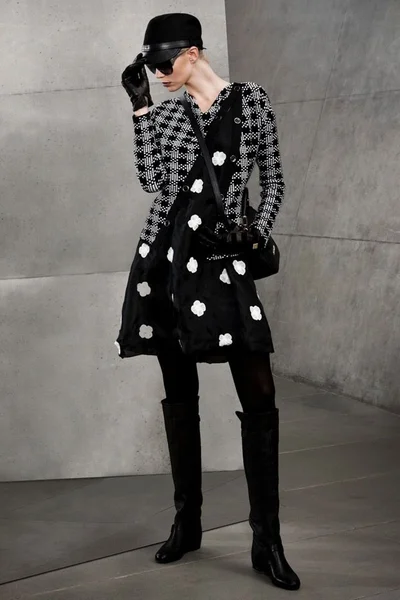 Look 4